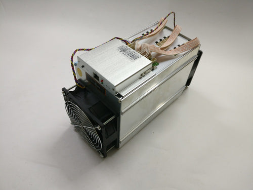 YUNHUI DASH MINER ANTMINER D3 17GH/s 1200W on wall (no power supply)